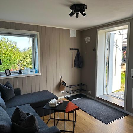 Aurora Apartment Very Close To Cable Car And Sherpatrappa Tromsø Exteriör bild